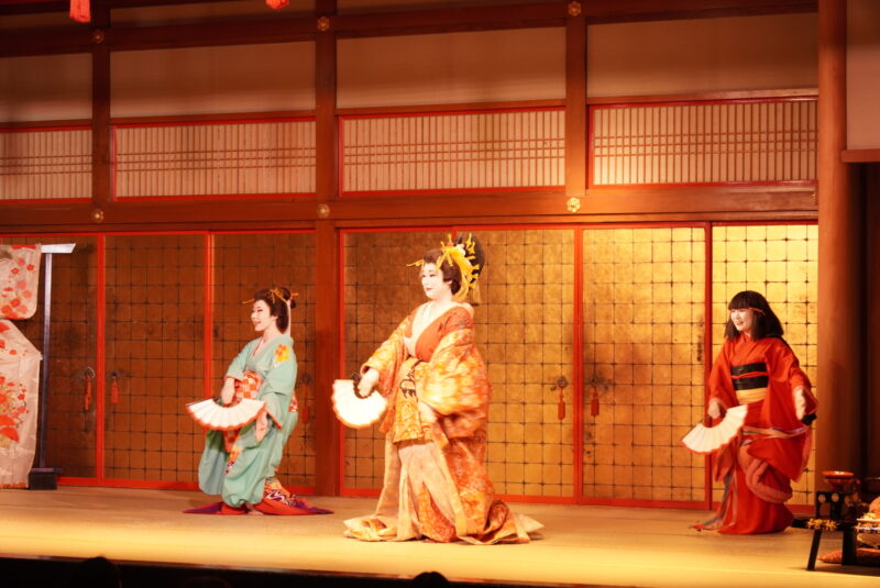 登別伊達時代村　花魁ショー　演舞