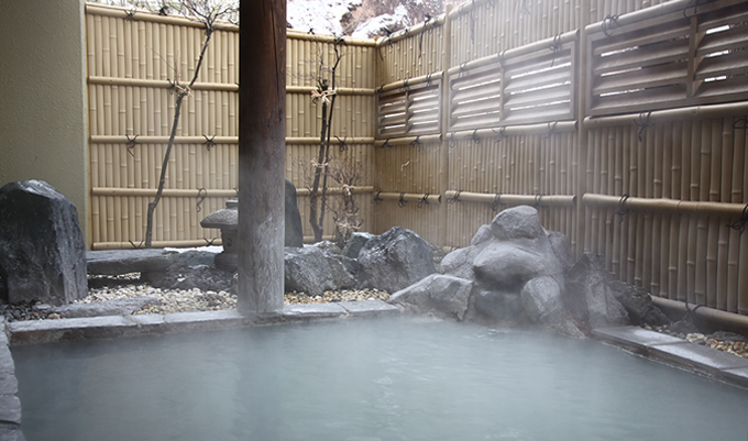 花鐘亭はなや　日帰り温泉　露天風呂